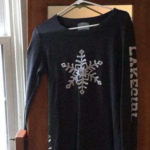 Lake girl thermal top